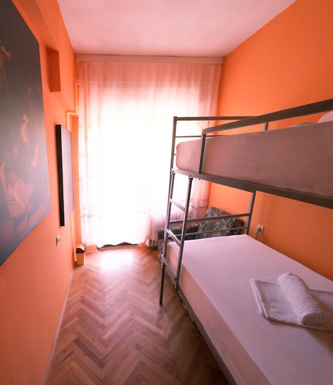 Universe Hostel Скопье Номер фото